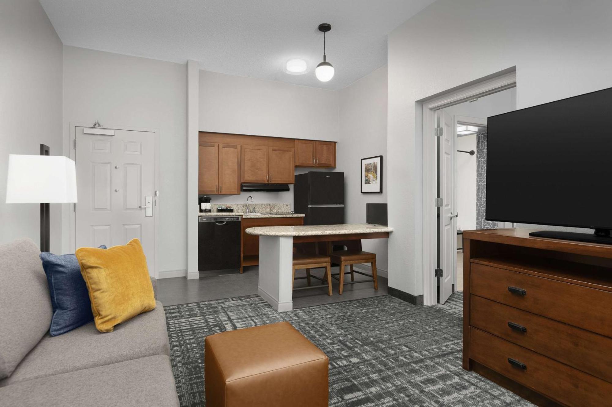 Hotel Homewood By Hilton Raleigh-durham Airport At Rtp Durham