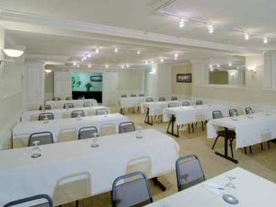 Homewood By Hilton Raleigh-durham Airport At Rtp Hotel 3*
